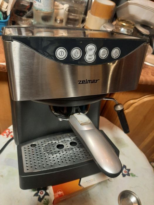 Ekspres do kawy Zelmer typ 13Z010 sprawny