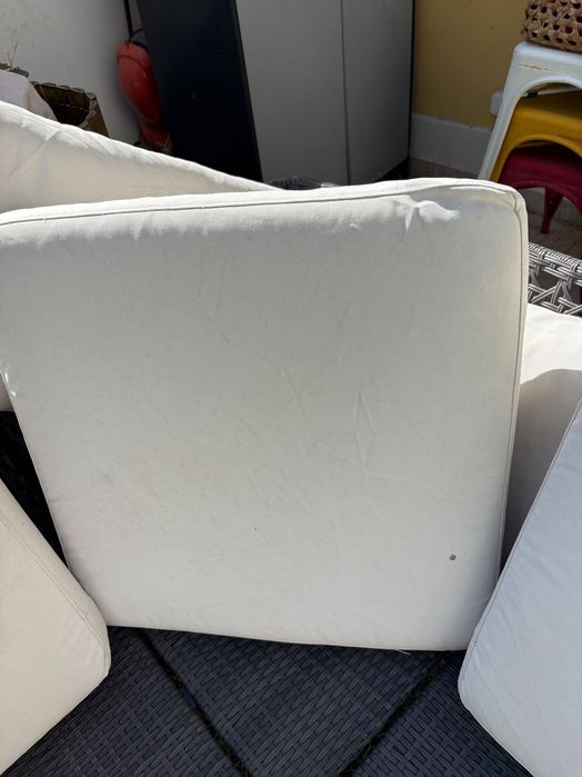 Sofá de Jardim Modular IKEA JUTHOLMEN (4 módulos) – Muito Bom Estado