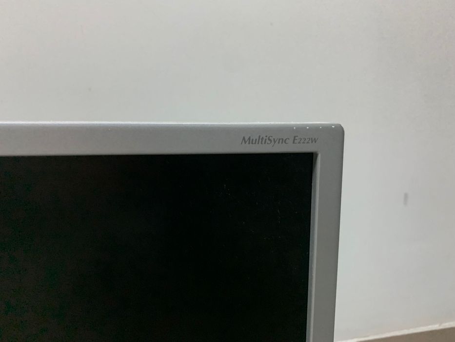 Монитор NEC MultiSync E222W 22"