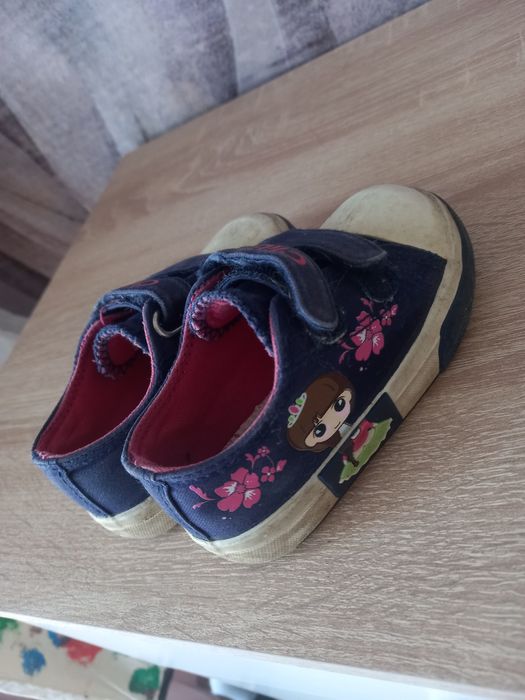 Trampki granatowe 22