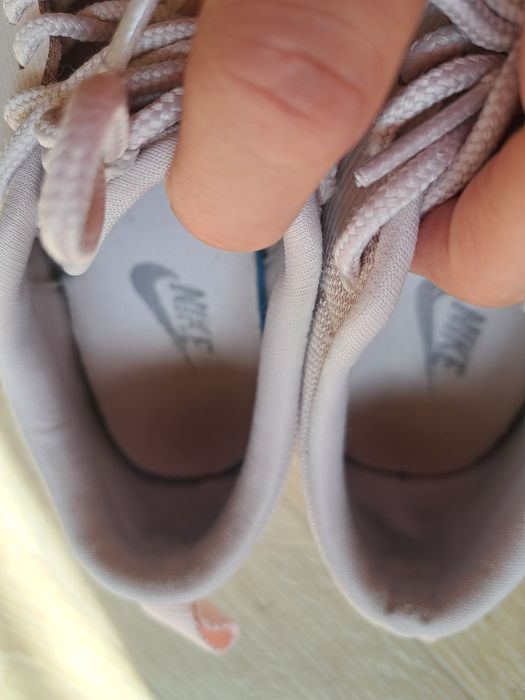 Кросівки жіночі NIKE 38 розмір