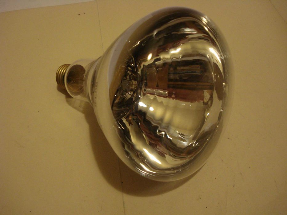 Żarówka grzejna tzw. "Kwoka" 375W / 230V