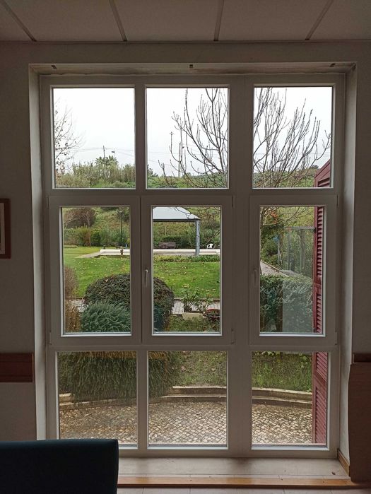 Janelas e portas em PVC à medida + montagem