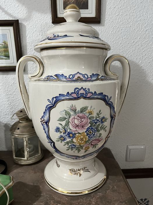 Moveis em otimo estado