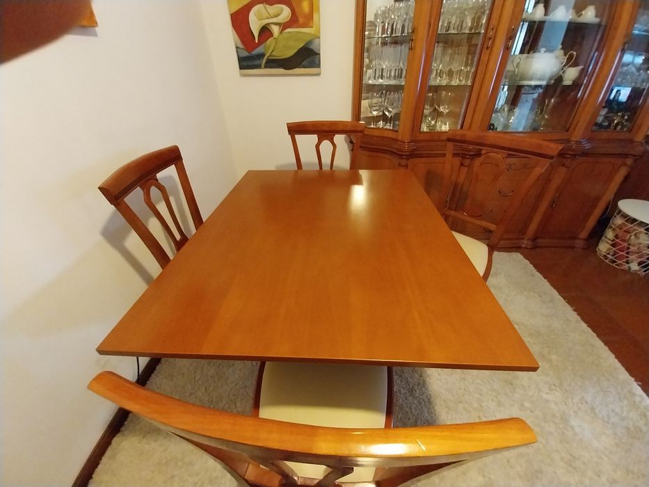 Faço trabalhos de carpintaria marcenaria  restauros