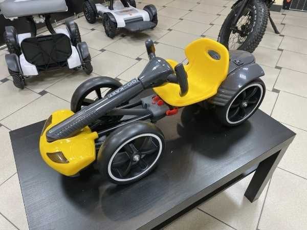 Дитячий електро карт Bambi M 6072 Пульт,світло,музика,складний