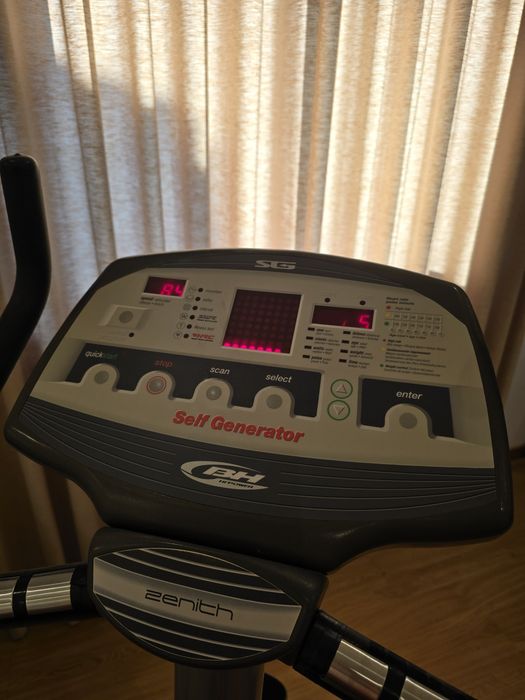 Bicicleta estática fitness BH zenith self generator