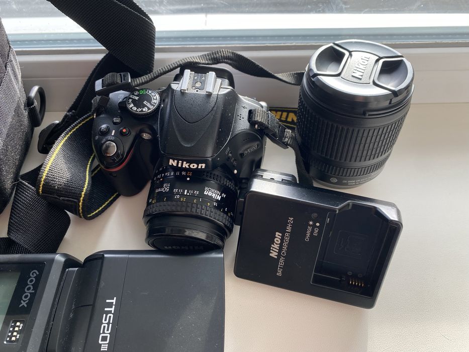 Фотоапарат nikon d5100 + обʼєктив 50 мм + обʼєктив 18-105 мм + спалах