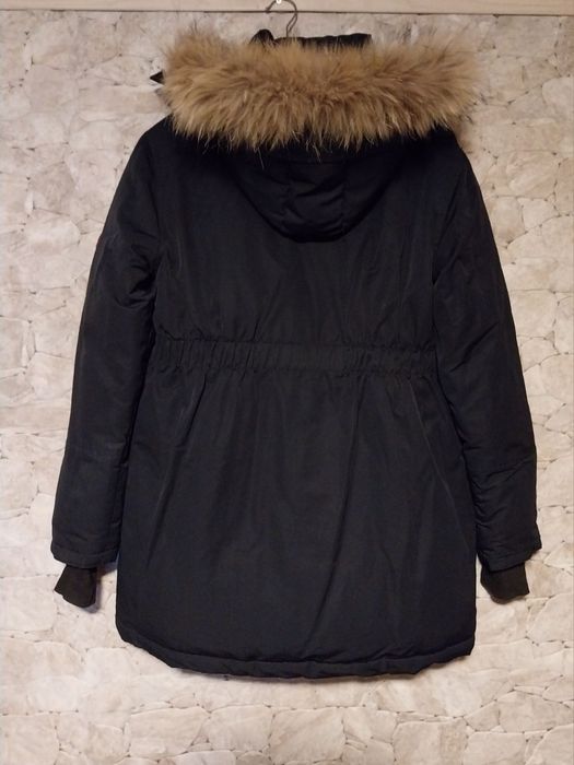 Parka  damska  puchowa z kapturem Canada Goose M