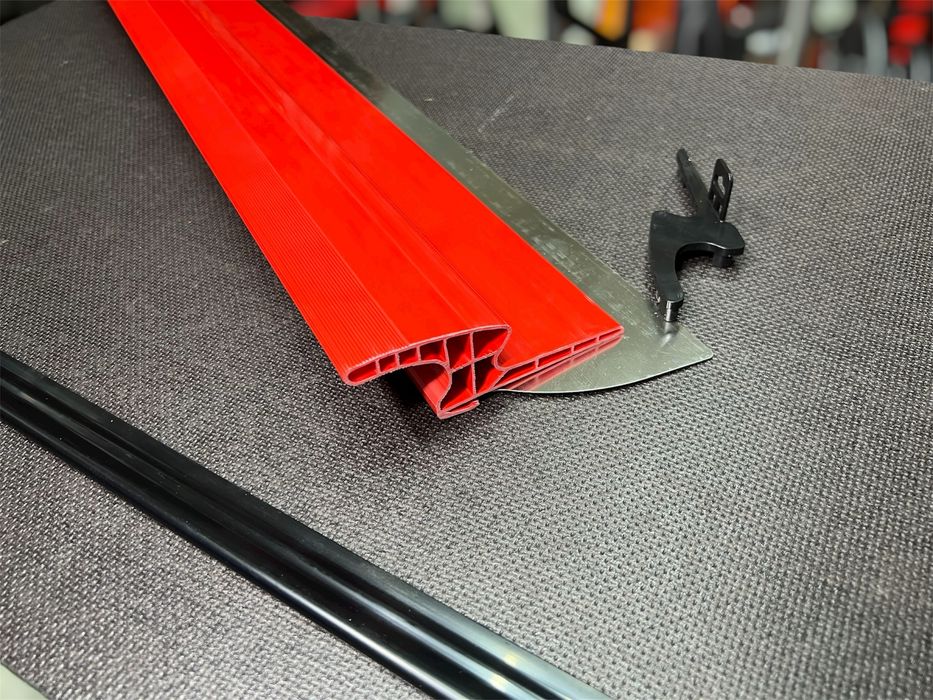 Шпатель для финишной шпаклевки 1200 мм нержавеющая сталь 0.5 мм