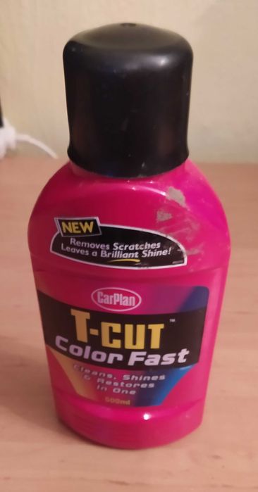 Woski do lakierów samochodowych