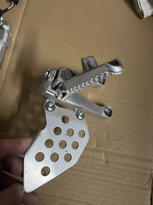 sety podnóżek dźwignia Honda CBR600RR PC69 24-25 CBR 600 RR
