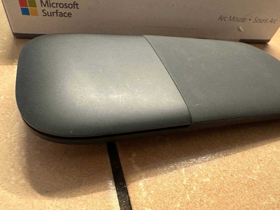 Myszka bezprzewodowa Microsoft Arc optyczna 1791 czarna