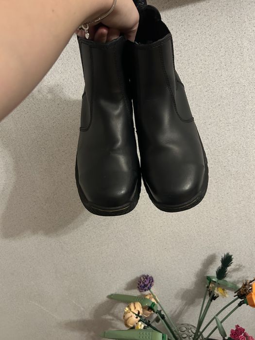 Шкіряні черевики челсі на платформі Drakelow Steel dr martens мартенси