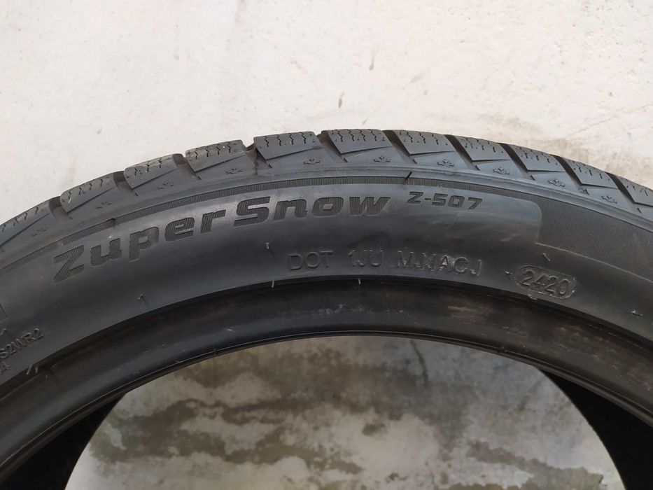 2x235/45R19 Westlake Zuper Snow Z-507, 2020 rok, bieżnik 7,7mm