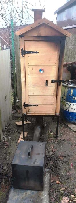 Wędzarka z termometrem drewniana