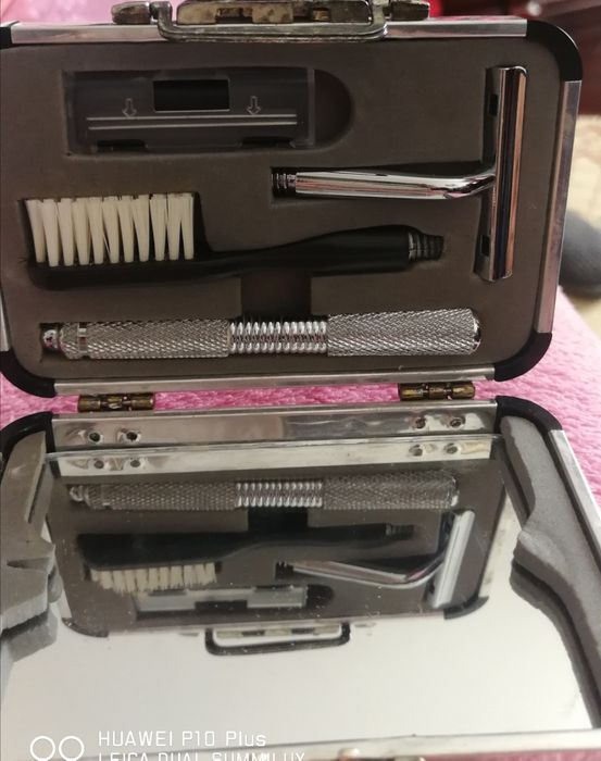 Vendo estojo de barbear