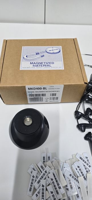 Desprendedor magnético e alarmes