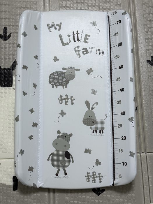 Сповивальний матрацик Bambinelli 78х76х10 см біло-сірий Mattress