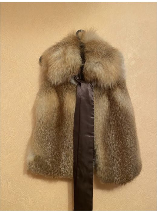 Меховая жилетка с лисы