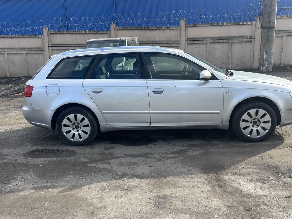 Audi A4B7 УНІВЕРСАЛ Дизель!
