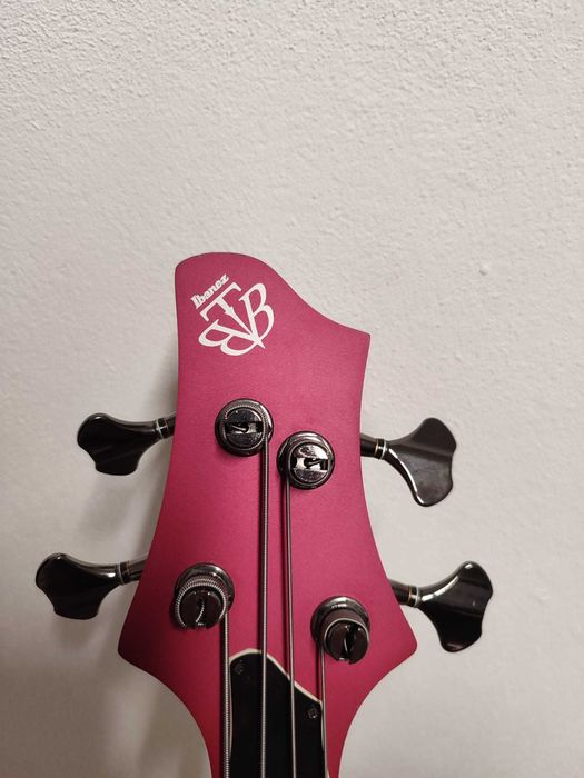 Ibanez BTB + flightcase