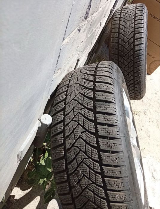 666 205 60 R16 Комплект зимних шин Dunlop