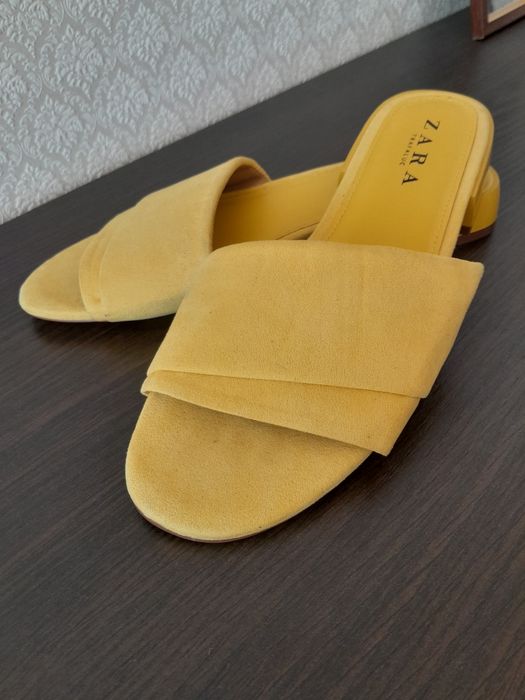 Продам шльопанці від Zara