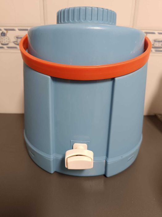 Dispensador de garrafas de água -  5 litros