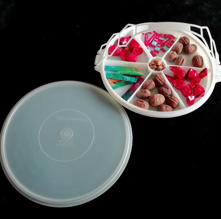 Tupperware Snack Box or Serving Tray for Appetizers430894192714721281