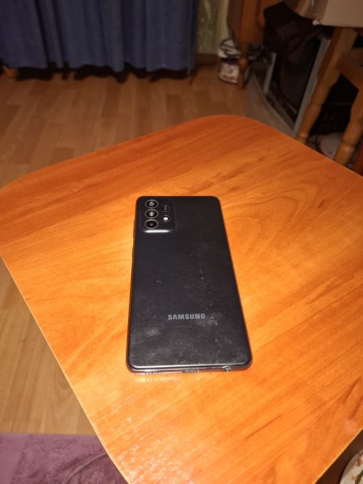 Samsung  a52 s...