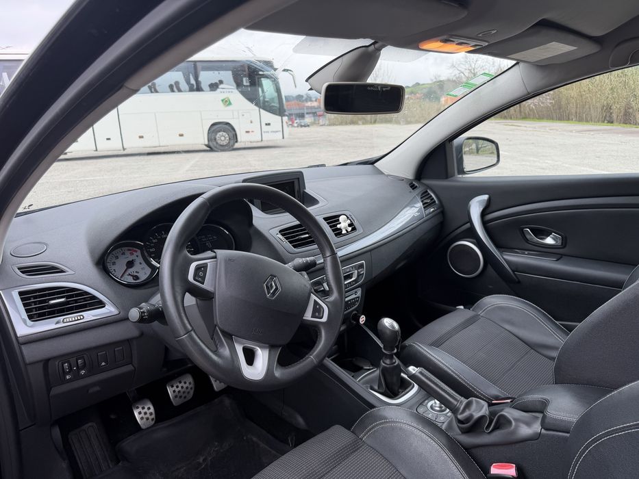 Renault Megane coupe Gt Line 1.5 dci foto 3