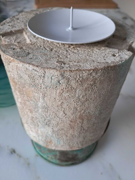 Candelabro em madeira e metal estilo rústico