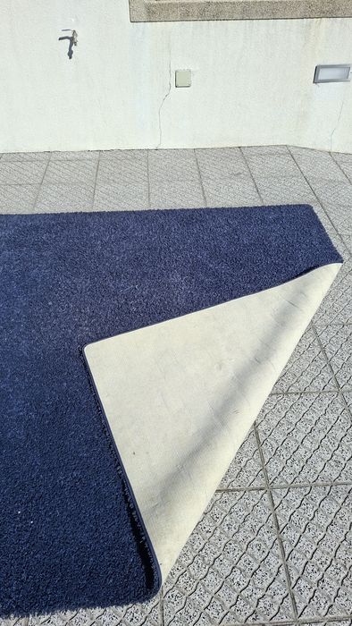 Carpete sala azul