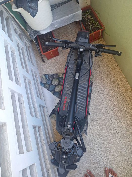 Tratinete eletrica
