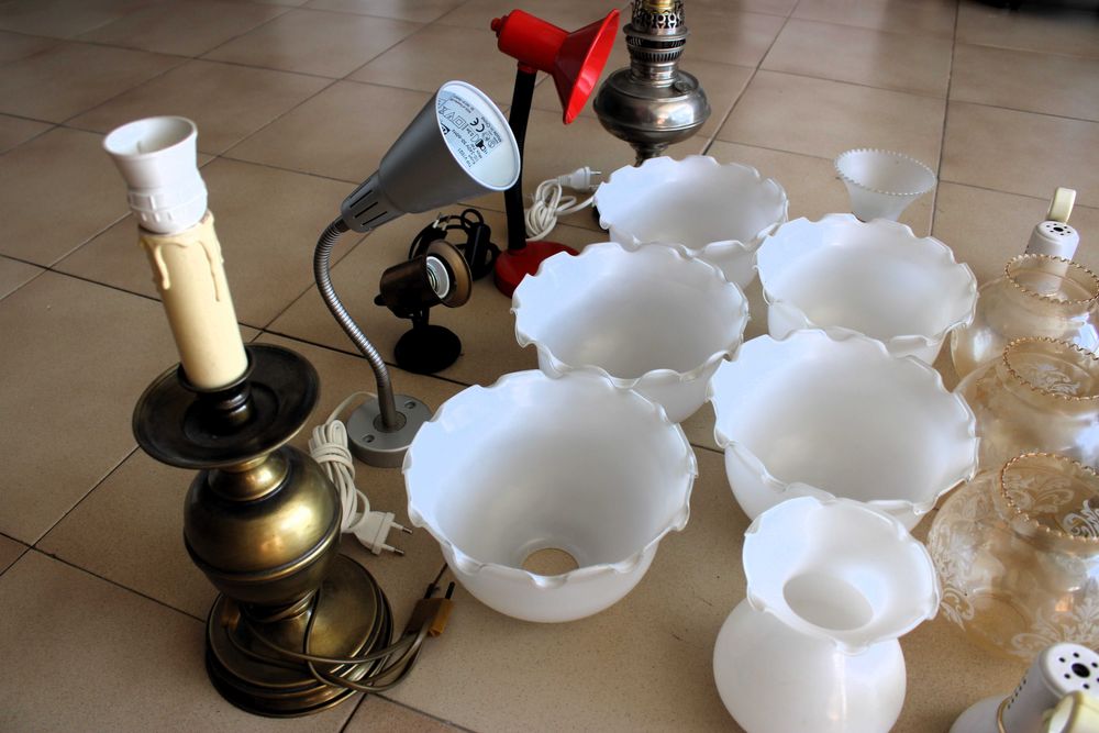 CANDEEIROS E ABAT-JOURS