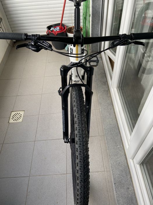 Rockrider XC900 Carbono (Dezembro 2025) – Como Nova + Fatura