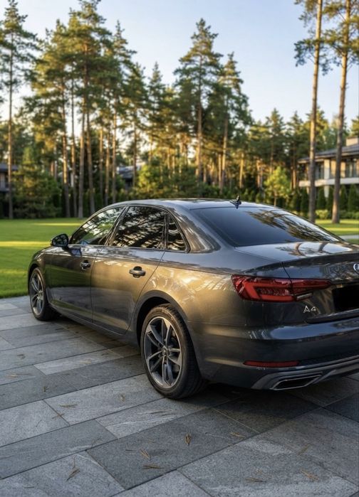 Audi A4 2019 VIN WAUGMAF4XKN021038 фото оголошення 6 з 13