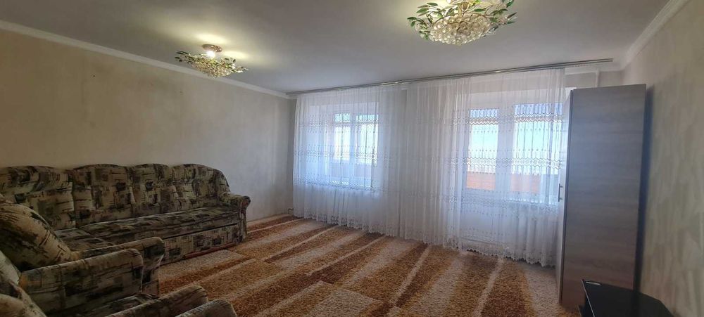 Продаж 3-кімнатної квартира-74 м²