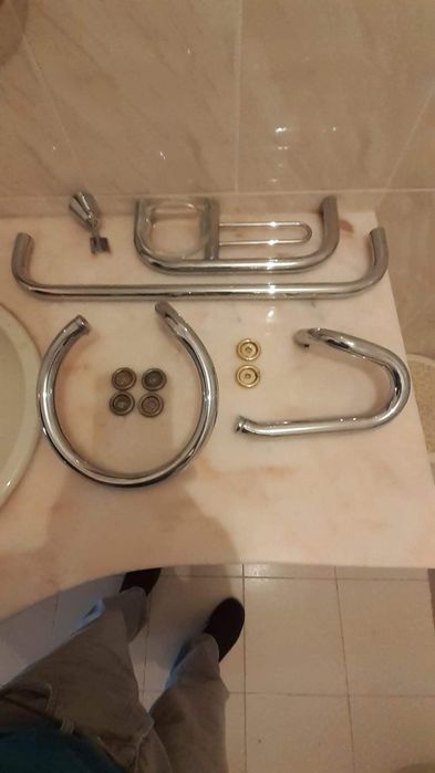 Conjunto toalheiro + espelho p/ casa-de-banho em Inox