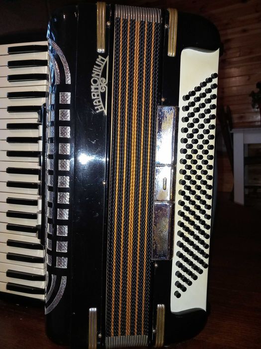Akordeon włoski HARMONIUM.4 chórowy 120B Połaniec • OLX.pl
