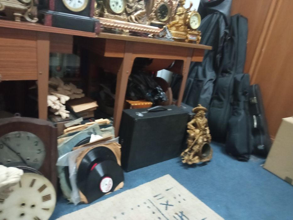 Itens disponíveis. vários preços, vários tamanhos, vários modelos.