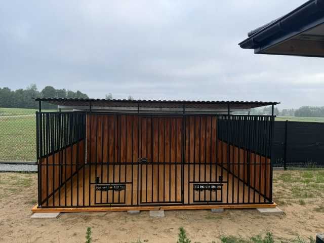 Kojec dla psa – solidny i wytrzymały box stalowy