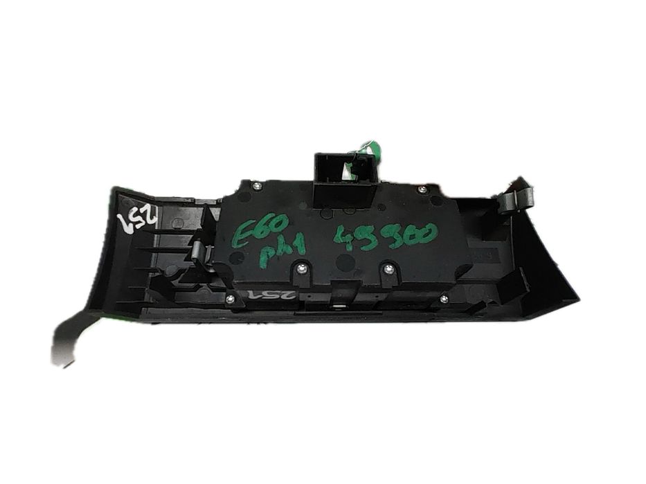 Botão / interruptor de luzes BMW 5 (E60)