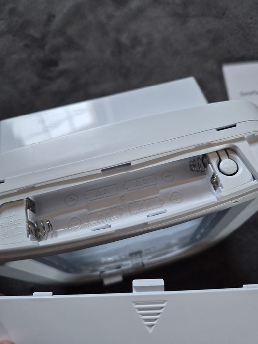 SureFlap Microchip Cat Flap, innowacyjne drzwiczki dla kota