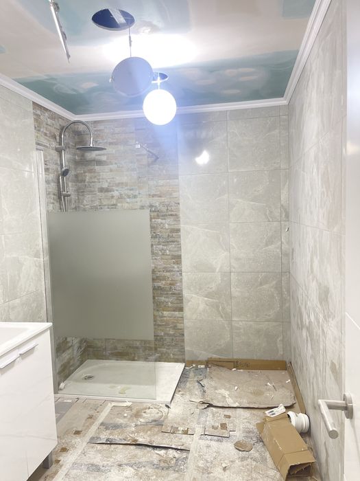 Pintura, Pladur, Chão Flutuante e Remodelacão Regal