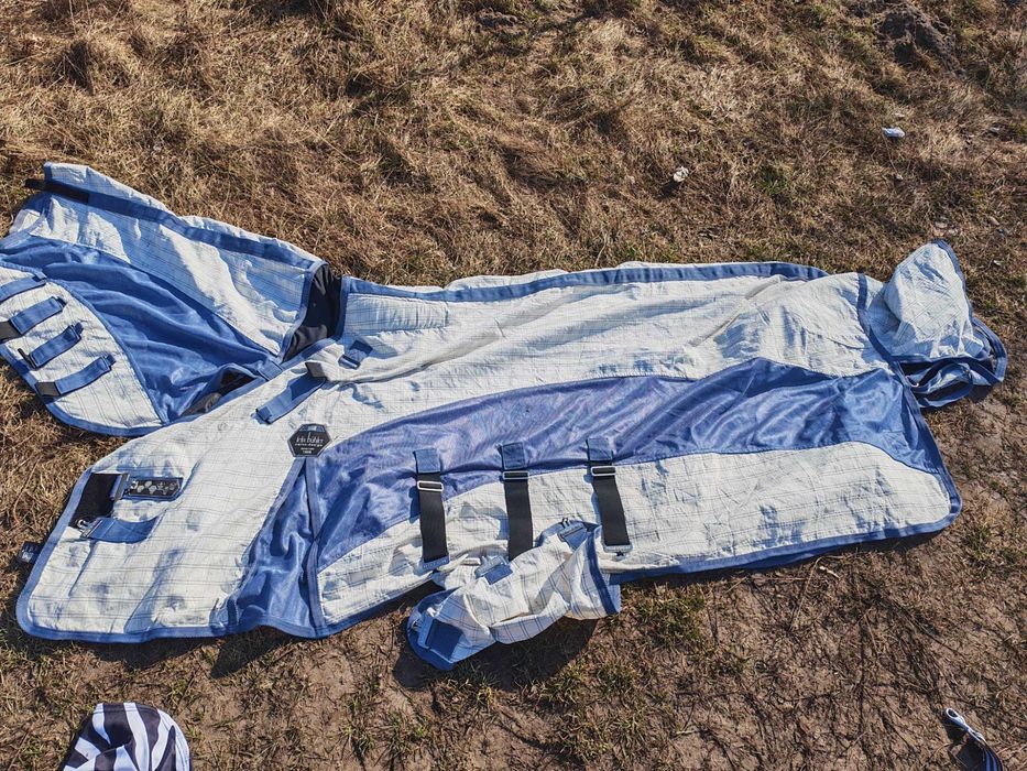 Derka egzemowa przeciw owadom, kaptur, klapa rozmiar 145