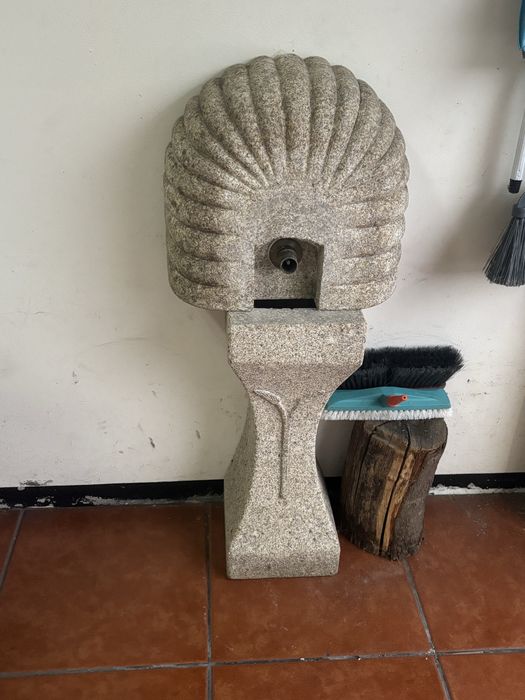 Fonte de pedra antiguidade