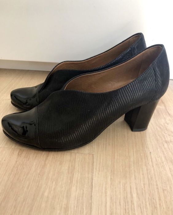 Eleganckie skórzane buty na obcasie Filipczyk (założone raz)