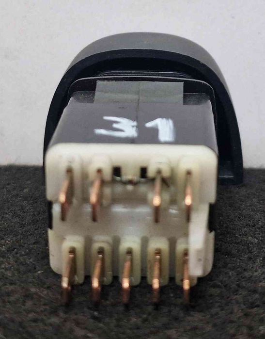 Botão / Interruptor 4 Piscas 841043 - RENAULT MEGANE Scénic
